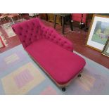 Small chaise longue
