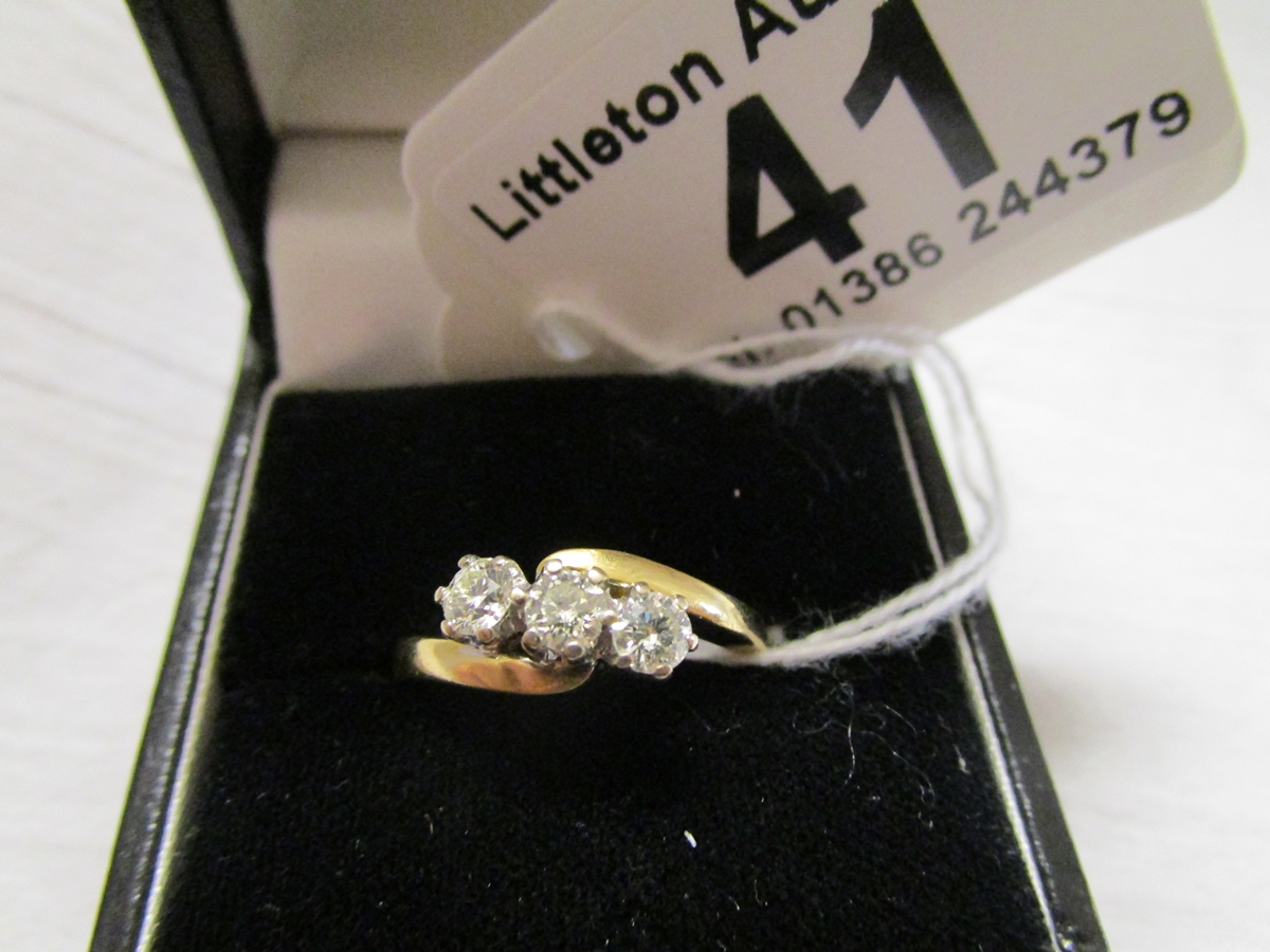 Good 18ct 3 stone diamond ring