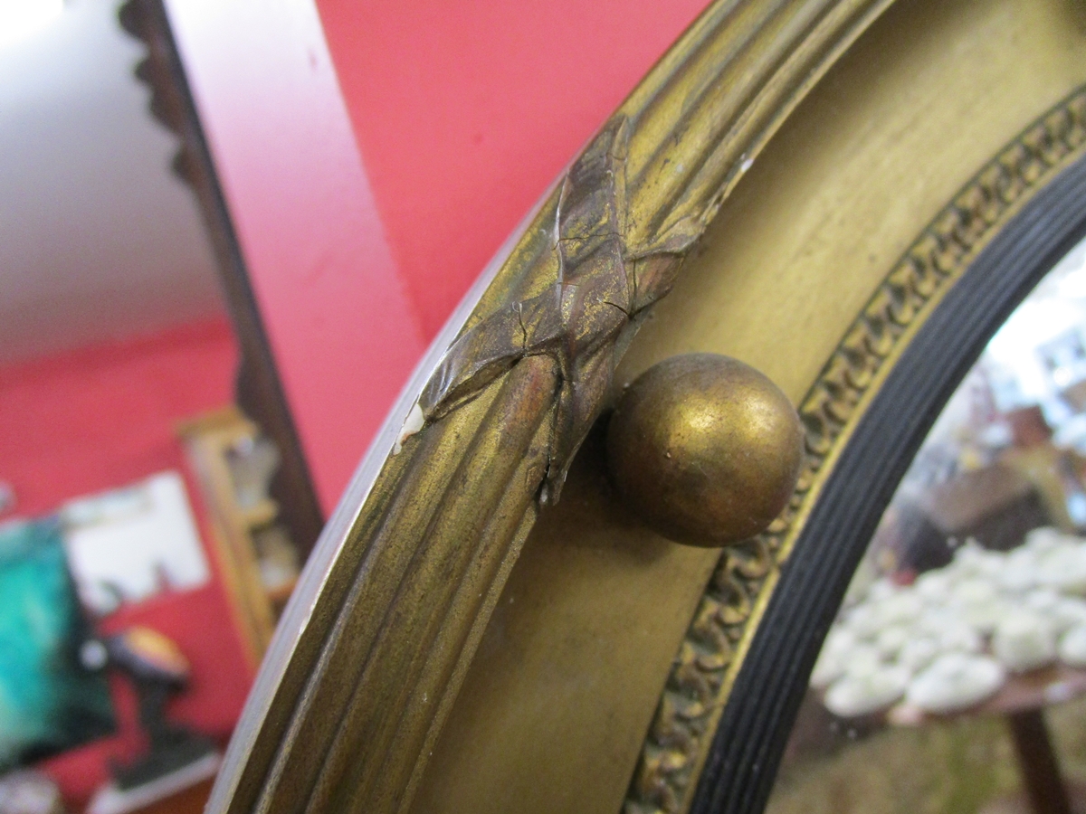 Gilt framed convex mirror - Image 3 of 4