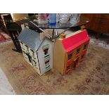 2 dolls houses