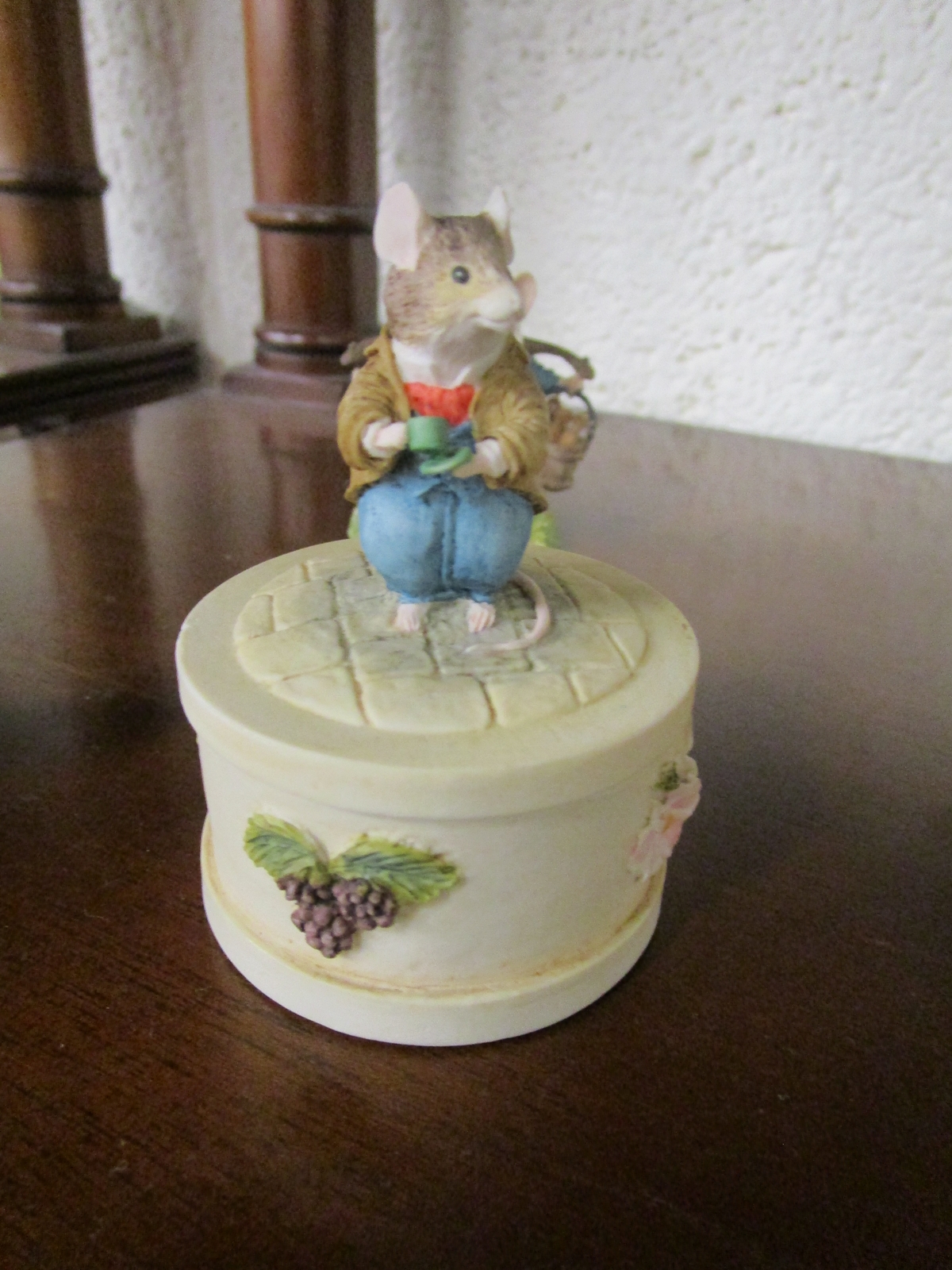 7 Brambly Hedge figurines & Brambly Hedge trinket box - Image 2 of 9