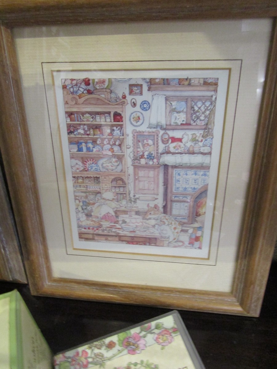 Shelf of Royal Doulton - Brambly Hedge to include boxed examples - Image 6 of 8