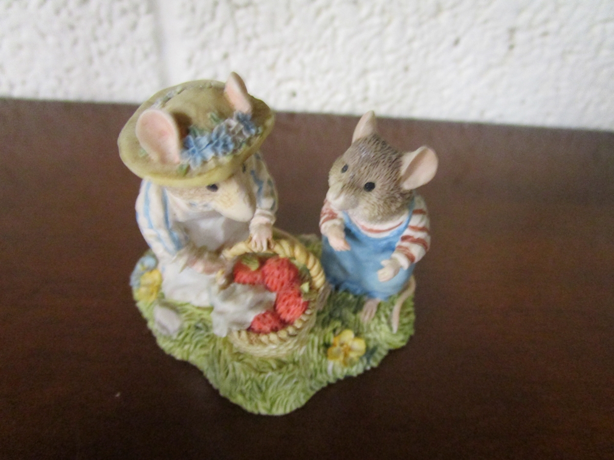 7 Brambly Hedge figurines & Brambly Hedge trinket box - Image 6 of 9