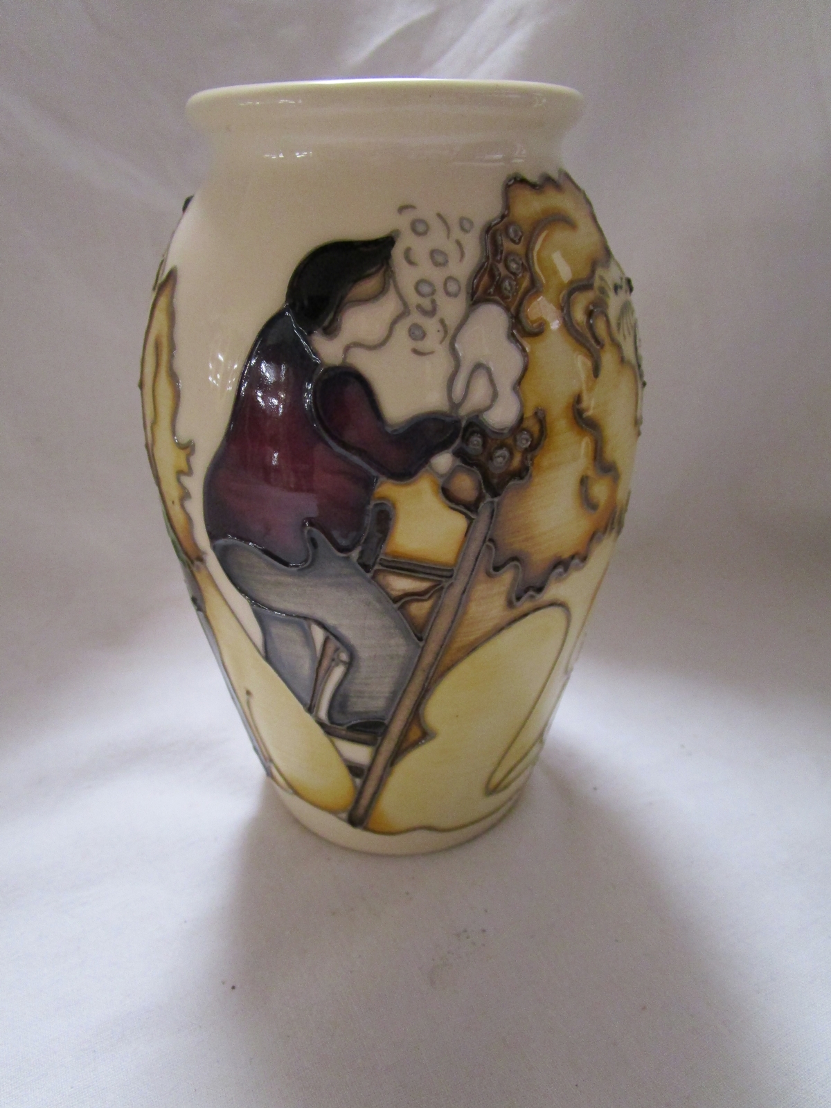 Moorcroft Vase April Fools Day 2017 'A Time to Wash Lions' by Kerry Go - Image 3 of 4