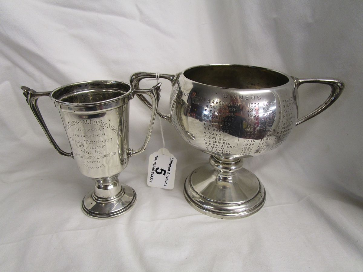 2 hallmarked silver trophies - Approx 582g