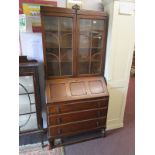 Early 20C oak bureau bookcase