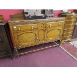 Early 20C oak sideboard