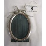 Small oval silver picture frame