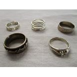 5 silver rings