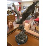 Large and impressive bronze Eagle on marble base (H: 88cm)