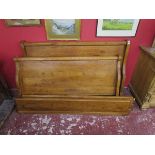 Oak king size sleigh bed