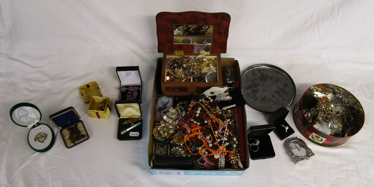 Box of costume jewellery