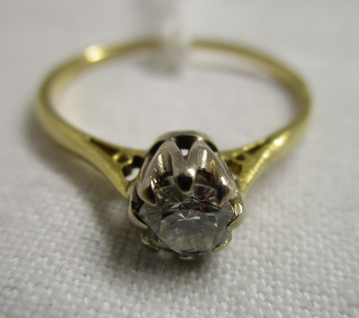 18ct solitaire diamond ring