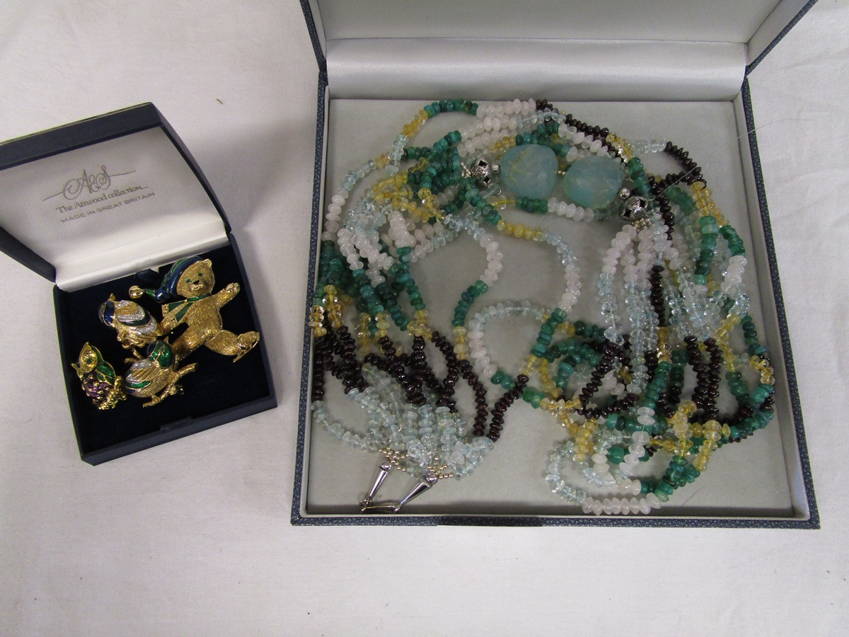 Selection of costume jewellery