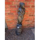 Stone lady statue on base - H: approx 124cm