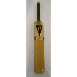 Cricket bat signed by Worcestershire team 1994
