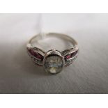 Fine white gold ruby & diamond set ring - Large centre diamond
