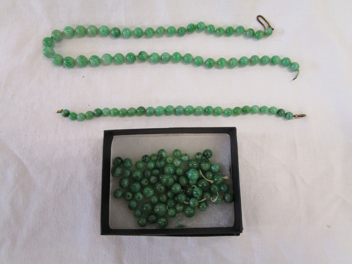 Jade beaded necklace, bracelet etc