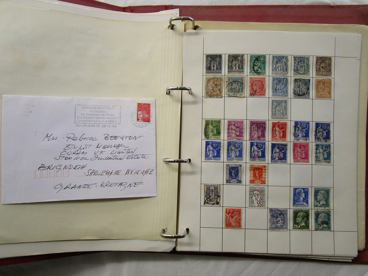 Stamps - 3 albums / folders of all World to include France, China & Commonwealth - Image 3 of 6