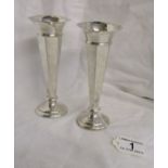 Pair of hallmarked silver trumpet vases - H: 15cm