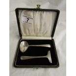 Cased silver child's pusher set - Sheffield hallmark for maker Edward Viner circa 1928