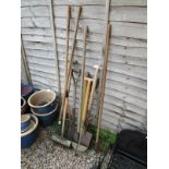 Good collection of garden tools