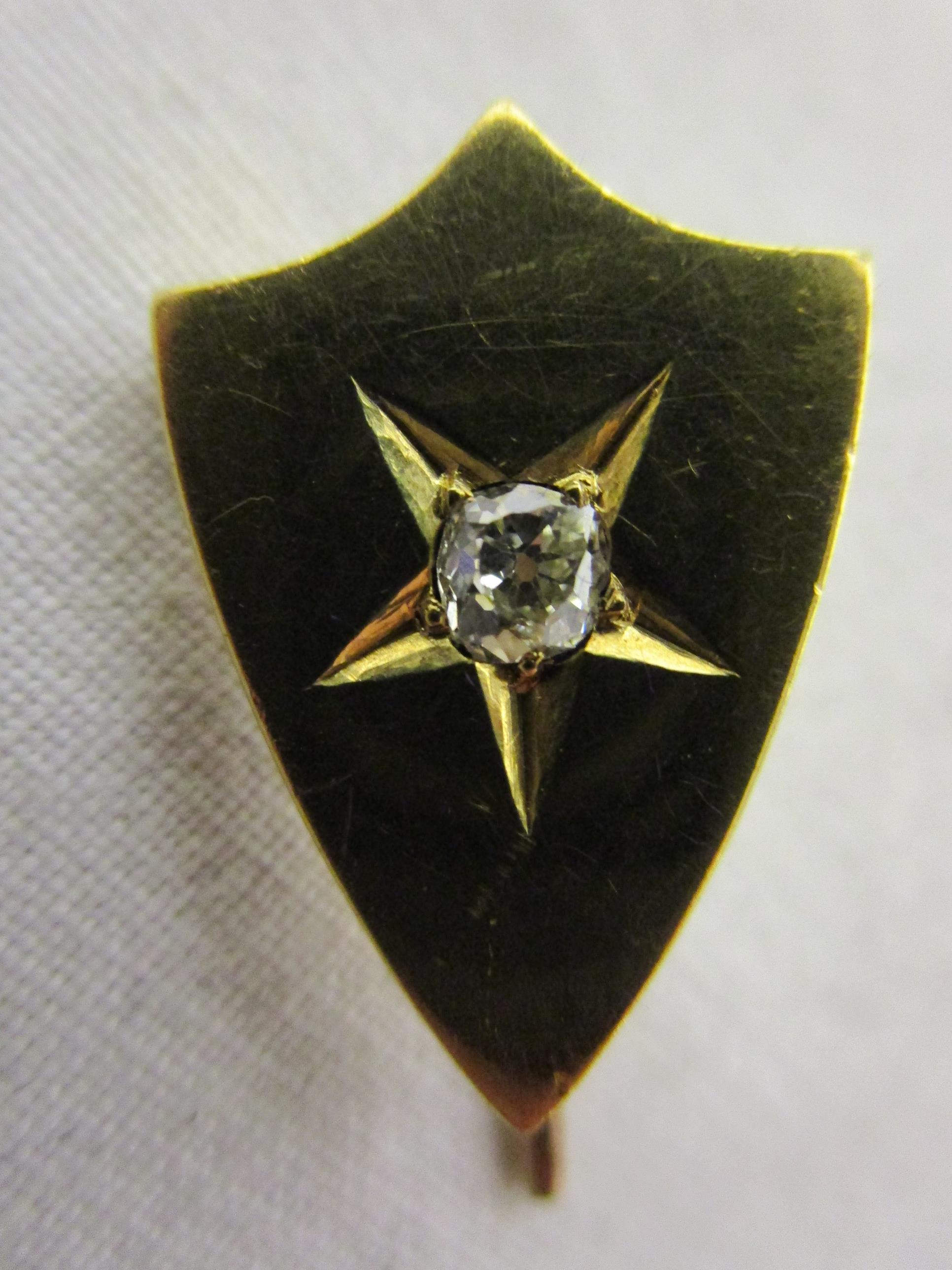 Gold tie pin set with large diamond A/F - Image 2 of 3