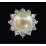 18ct white gold pearl & diamond cluster ring