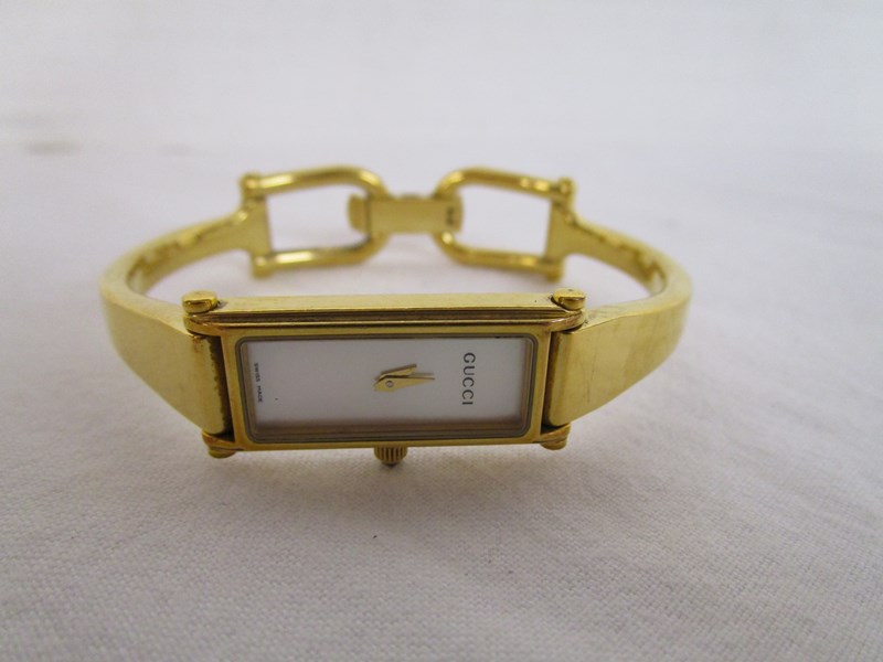 Ladies Gucci wrist watch