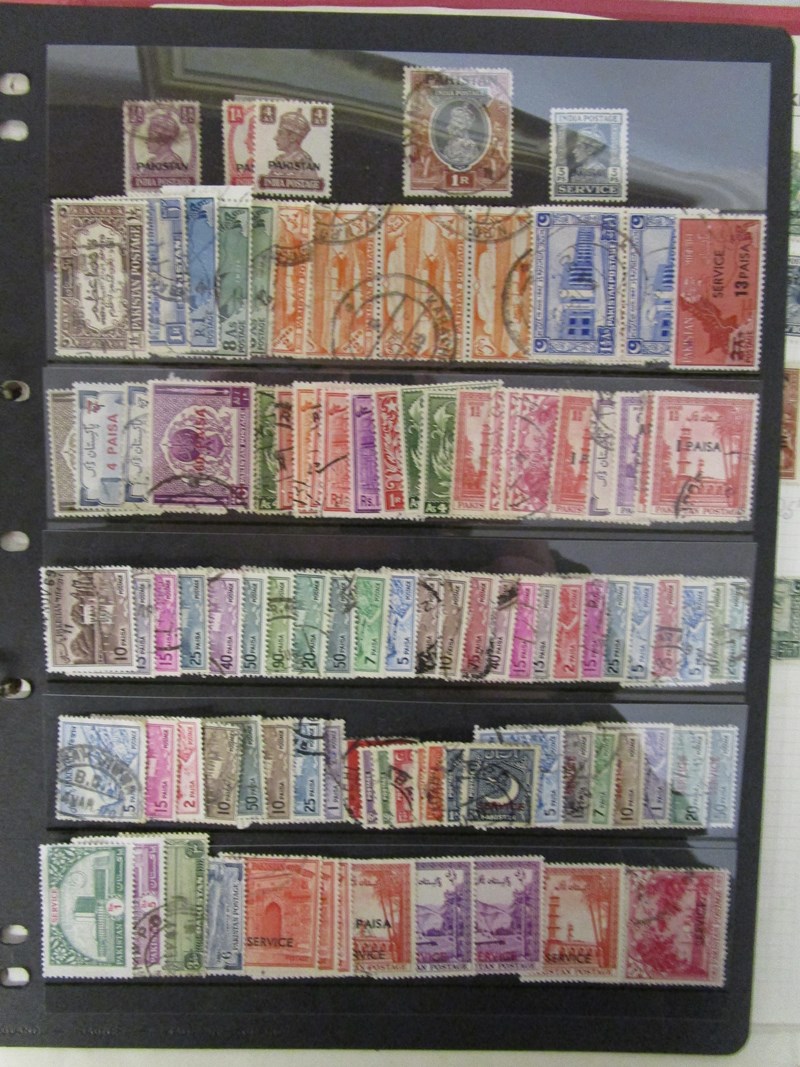 Stamps - East Africa dominion and protectorates folder and Pakistan stockbook of mint/used - Bild 3 aus 3