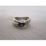 18ct white gold sapphire & diamond set ring