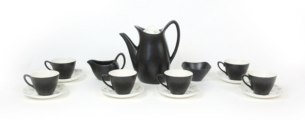 Jessie Tate for Midwinter, a 'Monaco' teaset including a teapot, sugar bowl,