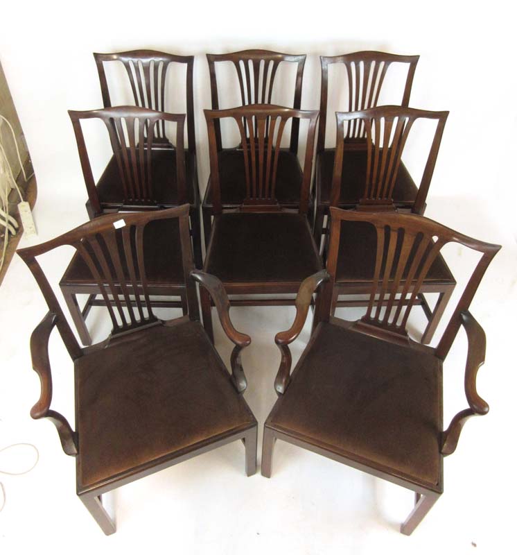 A set of eight (6+2) early 20th century mahogany dining chairs in the late 18th century style, h. - Image 2 of 3