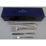 MAPPIN & WEBB SILVER PLATED FISH SERVERS, plus twelve matching fish knives and six forks,