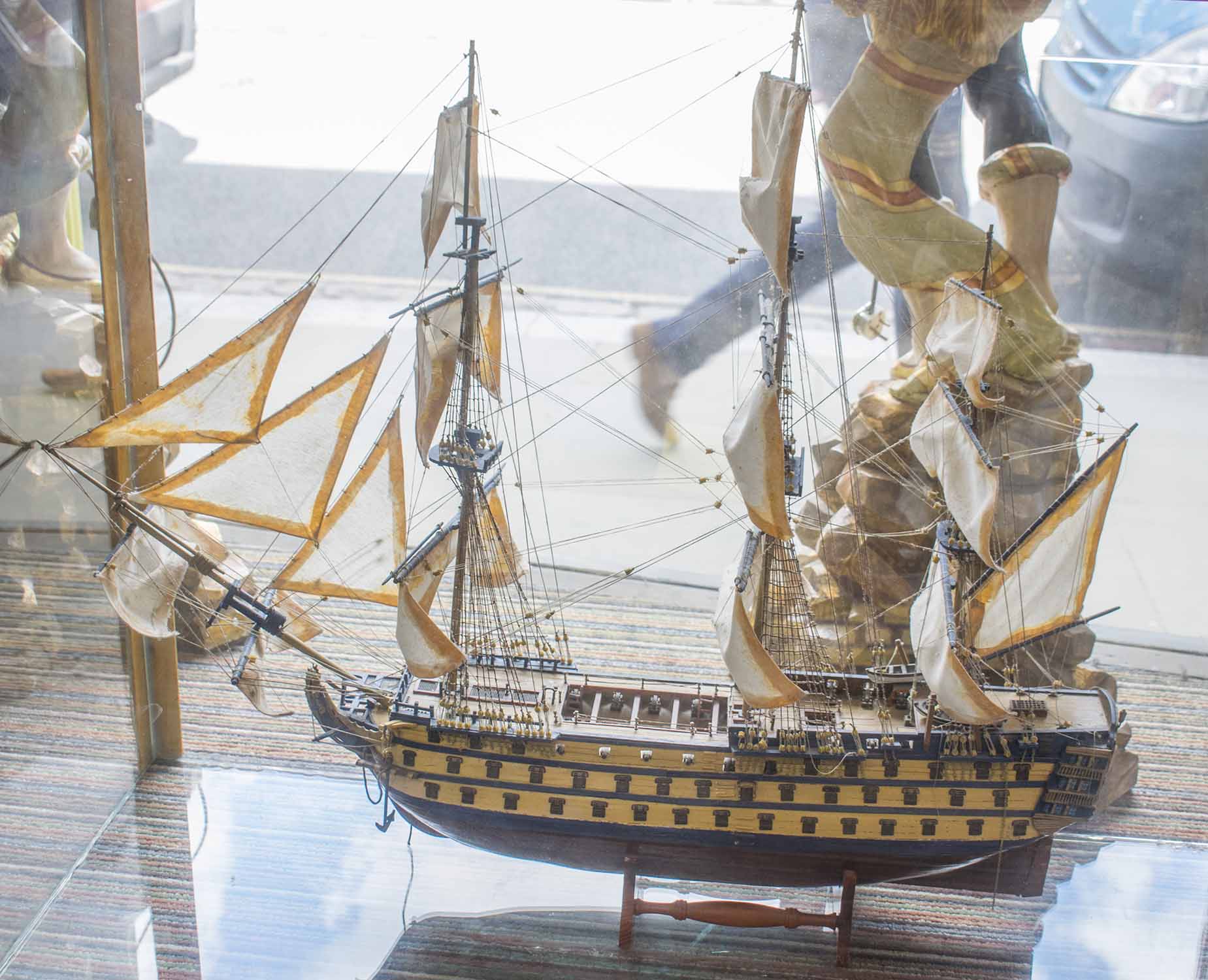 'HMS VICTORY' SCRATCH BUILT MODEL, circa 1970's, in glass display case, - Image 2 of 2