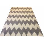 JAIPUR DHURRIE RUG, 290cm x 200cm, chevron all over design.