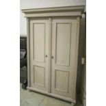 ARMOIRE,