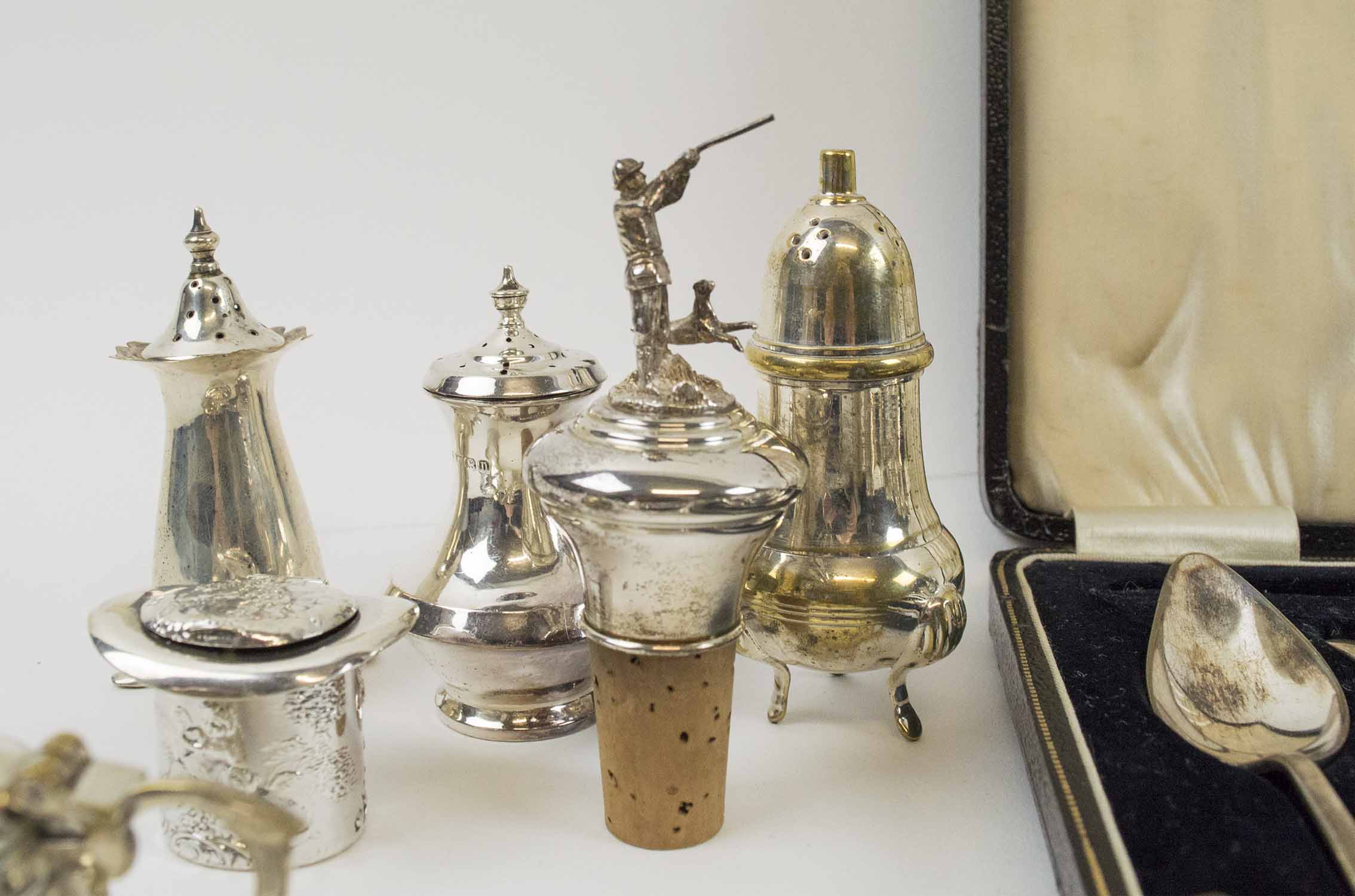 MISCELLANY OF SILVER AND PLATED WARES, including silver 'top hat' pill box, cruet items, - Image 2 of 5