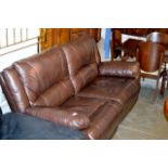MODERN BROWN LEATHER 2 SEATER SETTEE
