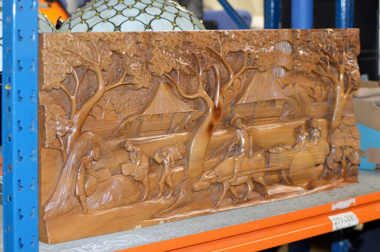 CARVED WOODEN ORIENTAL STYLE PANEL
