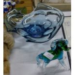 COLOURED GLASS HORSE ORNAMENT & COLOURED GLASS BOWL