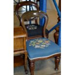 2 VICTORIAN MAHOGANY CHAIRS WITH PADDED SEATS