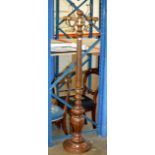 REPRODUCTION MAHOGANY COLUMNED COAT STAND