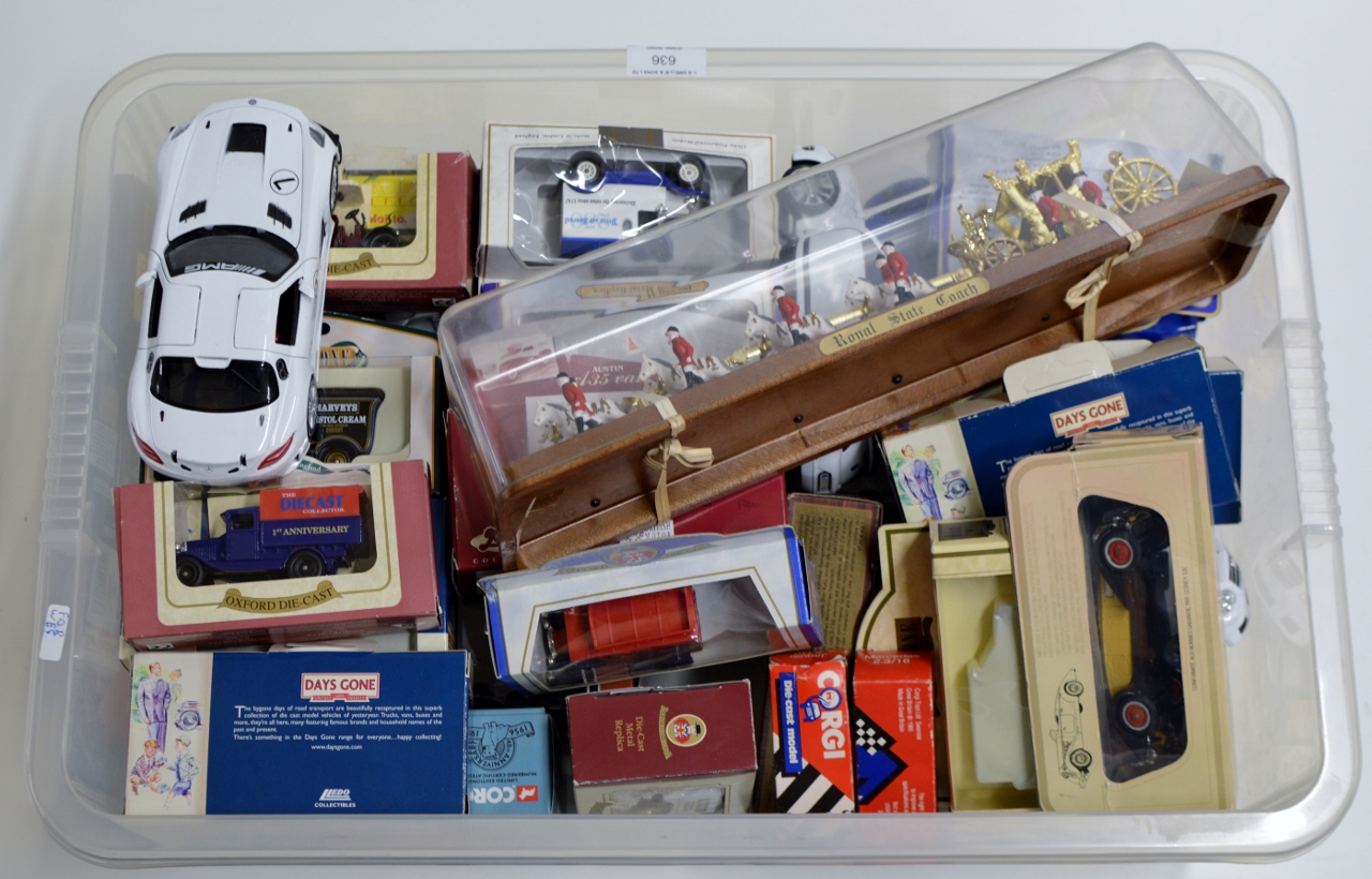 COLLECTION OF VARIOUS BOXED MODEL VEHICLES