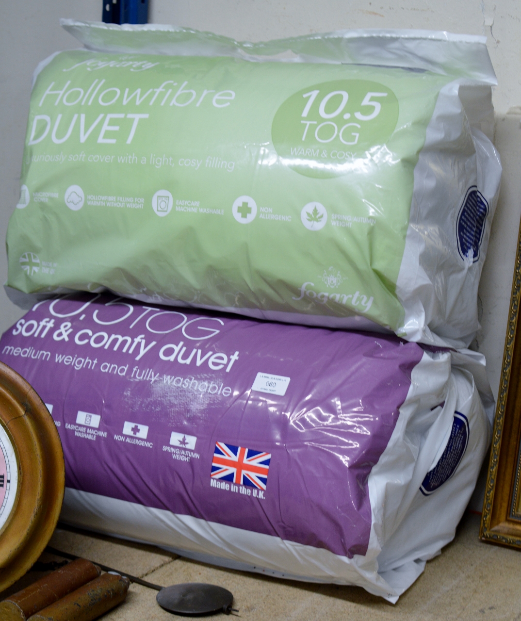 2 X 10.5 TOG DUVETS (AS NEW)