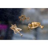 3 VARIOUS 9 CARAT GOLD CHARMS - APPROXIMATE WEIGHT = 7.4 GRAMS