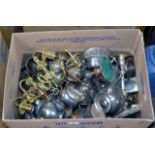 BOX WITH QUANTITY VARIOUS EPNS & BRASS WARE