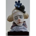 10¼" LLADRO PORCELAIN CLOWN DISPLAY WITH WOODEN STAND