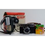 A VINTAGE GAF PANA-VUE AUTOMATIC VIEWER IN BOX, A VINTAGE AGFA COLOUR CAMERA WITH FITTED CARRY CASE,