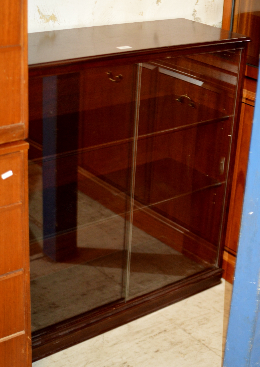 MAHOGANY GLASS FRONTED BOOKCASE